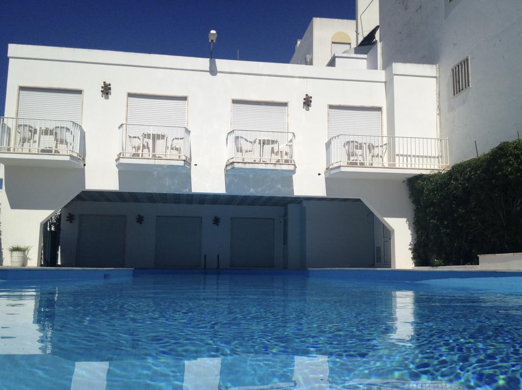 Granada Holidays Guest House เซามาร์ทินโญโดปอร์โต ภายนอก รูปภาพ